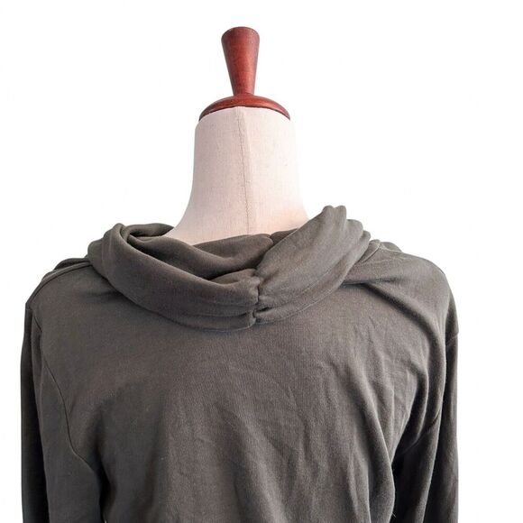 Indigenous Organic Fair Trade Fashion Size Large Olive Green Turtleneck Top - Picture 7 of 9